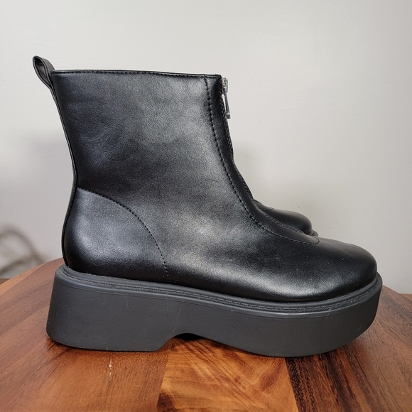 Black Ankle Boots with Zipper - Picture 2 of 12